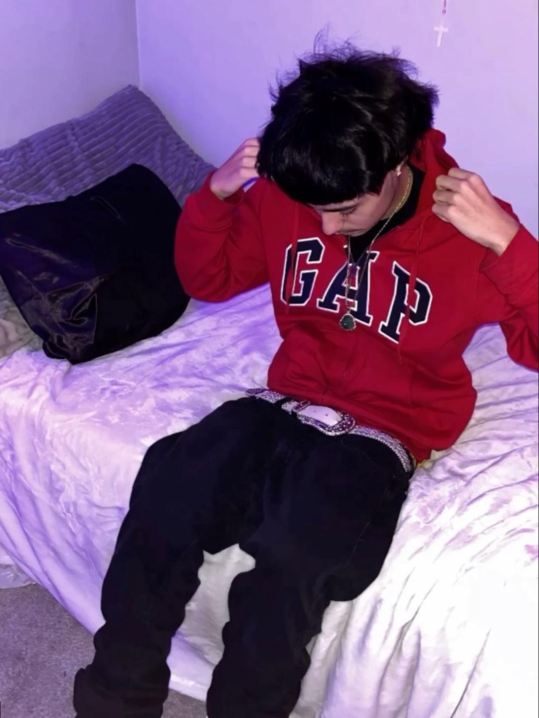 Alan/ gangster boyfriend  thumbnail