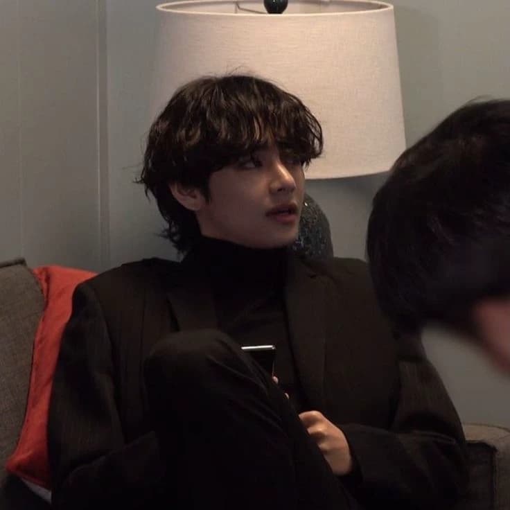 Kim Taehyung  thumbnail