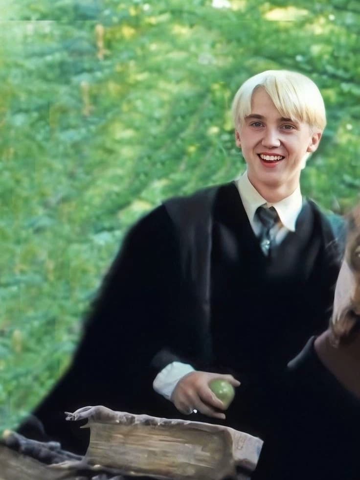 Draco Malfoy thumbnail