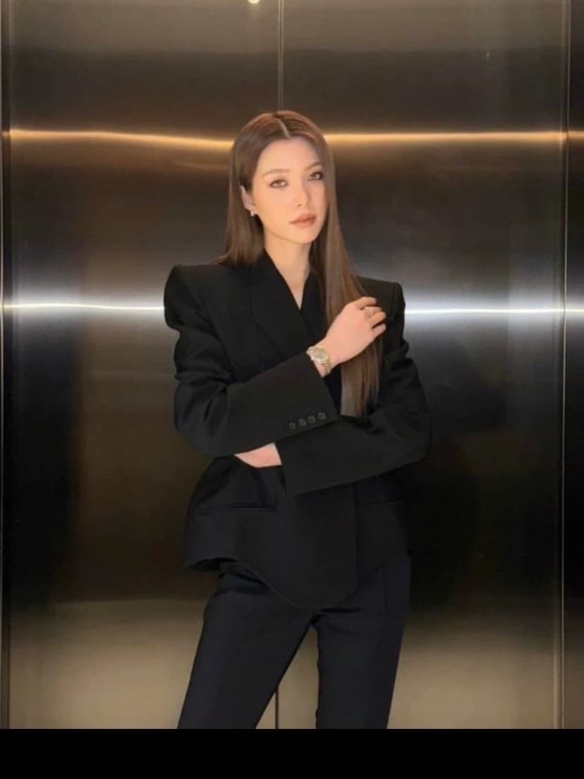 Female president thumbnail