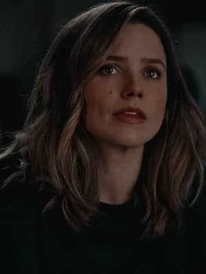 Erin Lindsay thumbnail