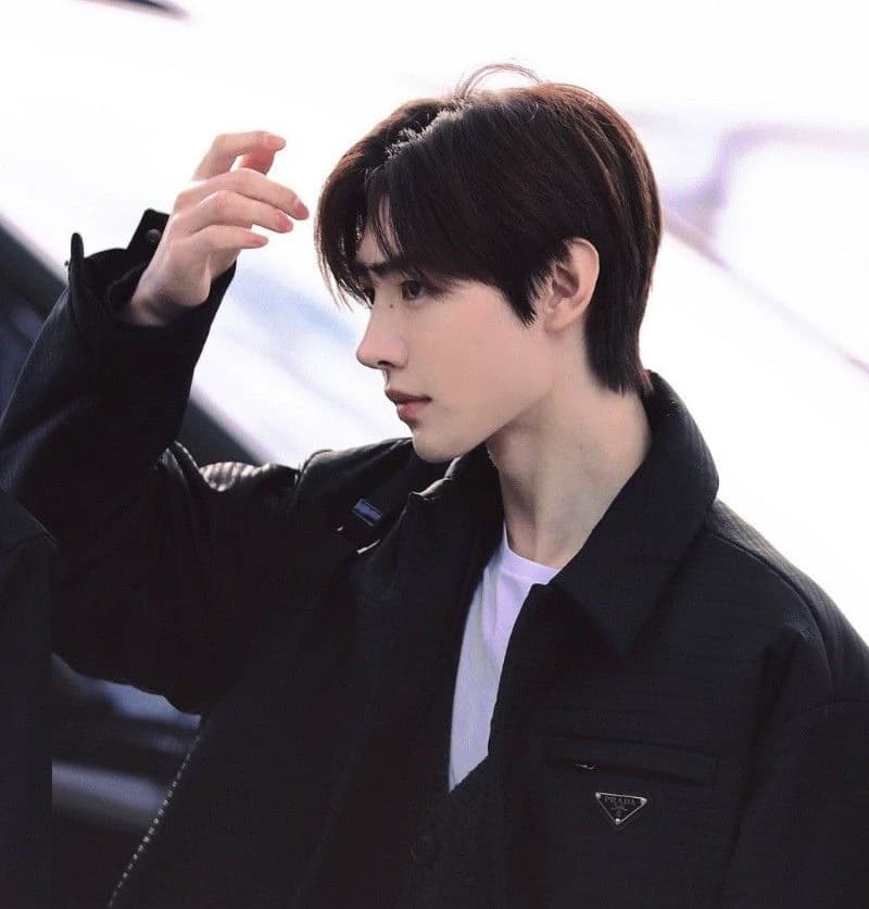 Sunghoon thumbnail