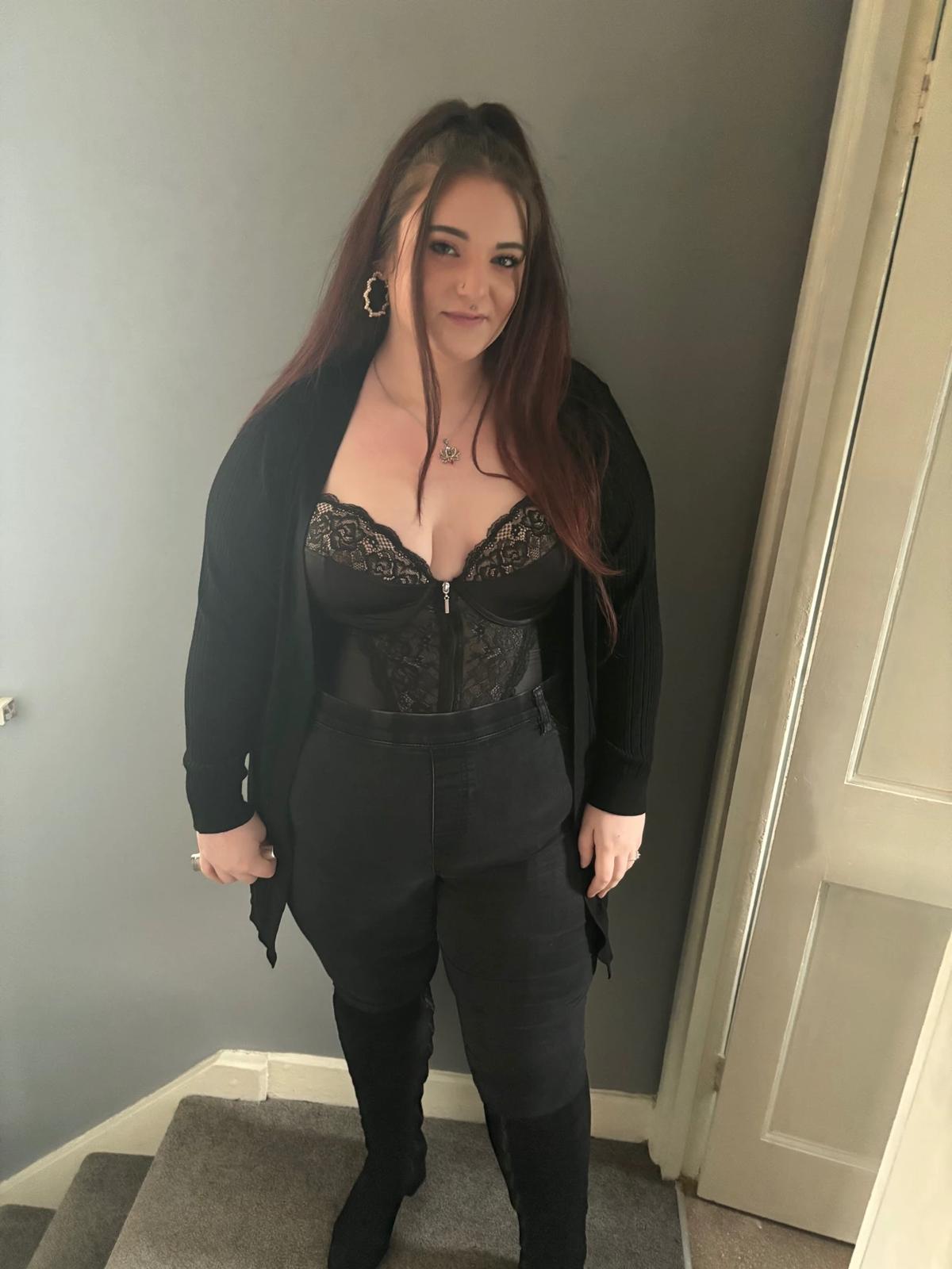 Mistress Natalie thumbnail