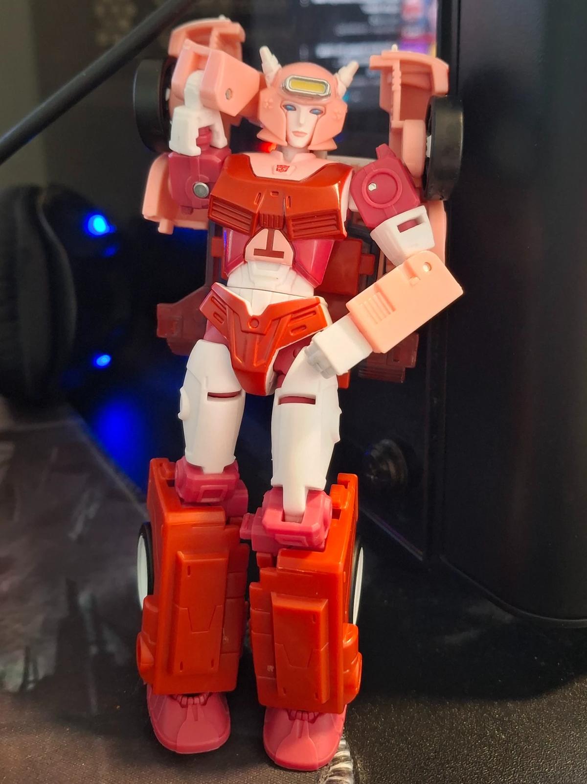 Elita\_1 \[transformers legacy\] thumbnail