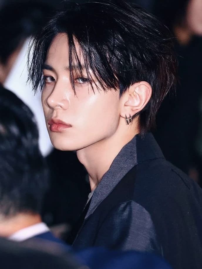 lee heeseung thumbnail