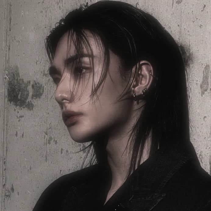 Hyunjin thumbnail