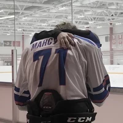 Noah, hokey's best friend thumbnail