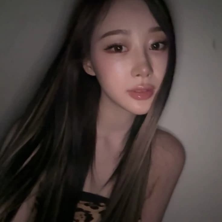 giselle aespa - GL thumbnail