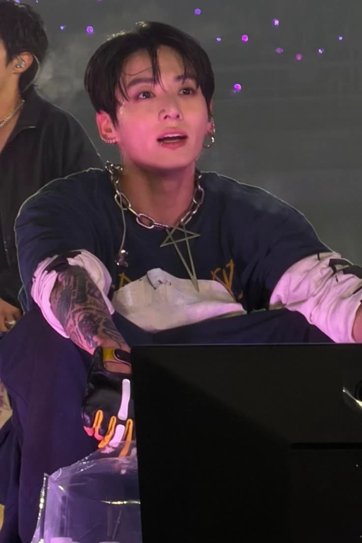 Jeon Jungkook thumbnail