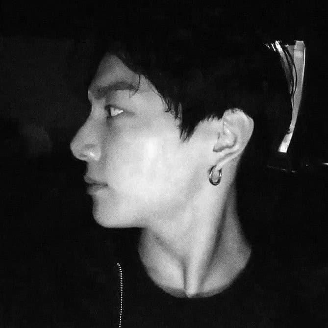 Jeon Jungkook thumbnail