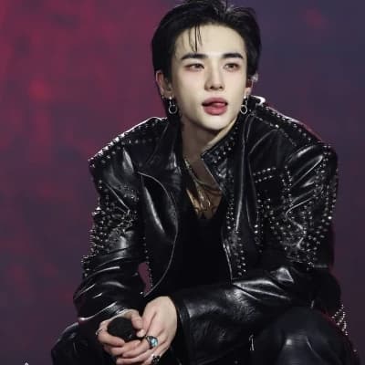 Hwang Hyunjin thumbnail