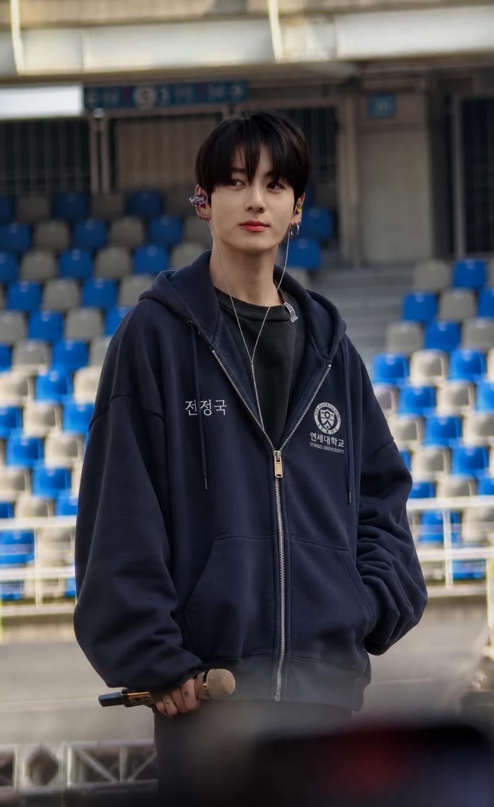 Jeon Jungkook  thumbnail