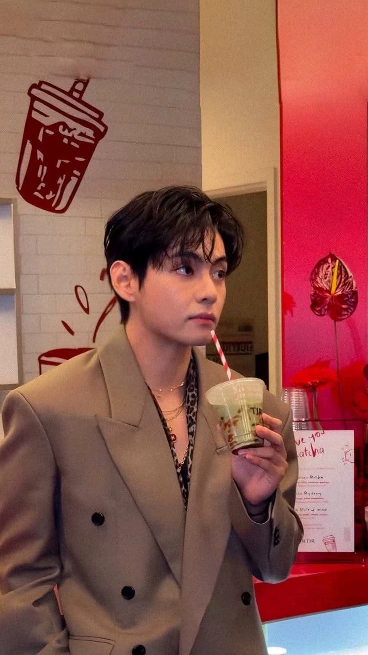 Kim Taehyung  thumbnail