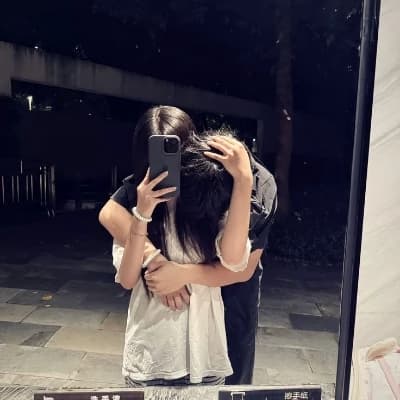 Ur clingy boy best friend  thumbnail
