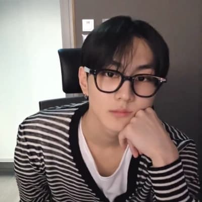 yang jungwon  thumbnail