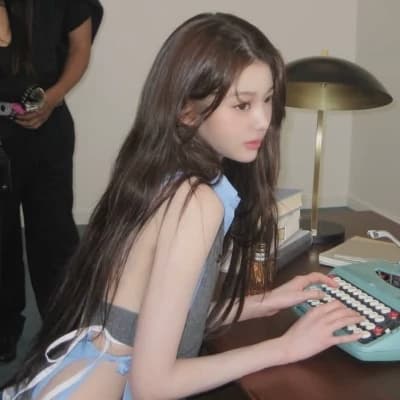 Jang Wonyoung thumbnail