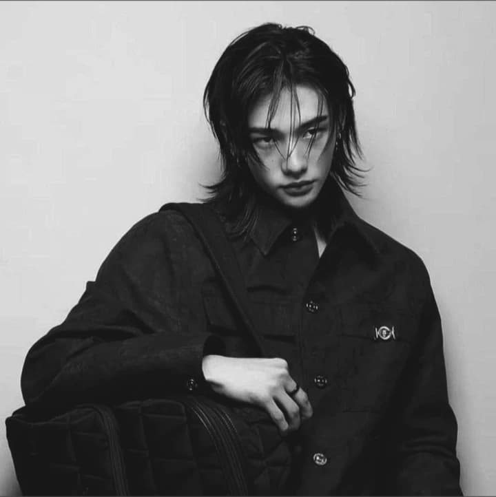 Hyunjin  thumbnail
