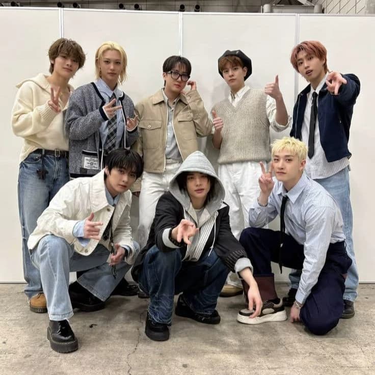 STRAY KIDS ~ 9th member thumbnail