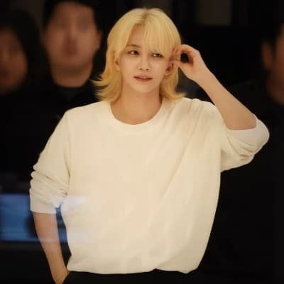 Yoon Jeonghan thumbnail