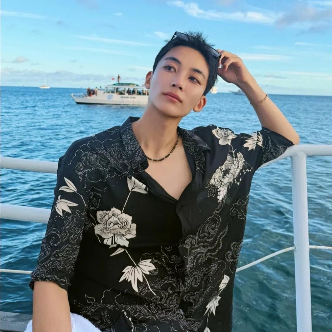 Yoon Jeonghan thumbnail