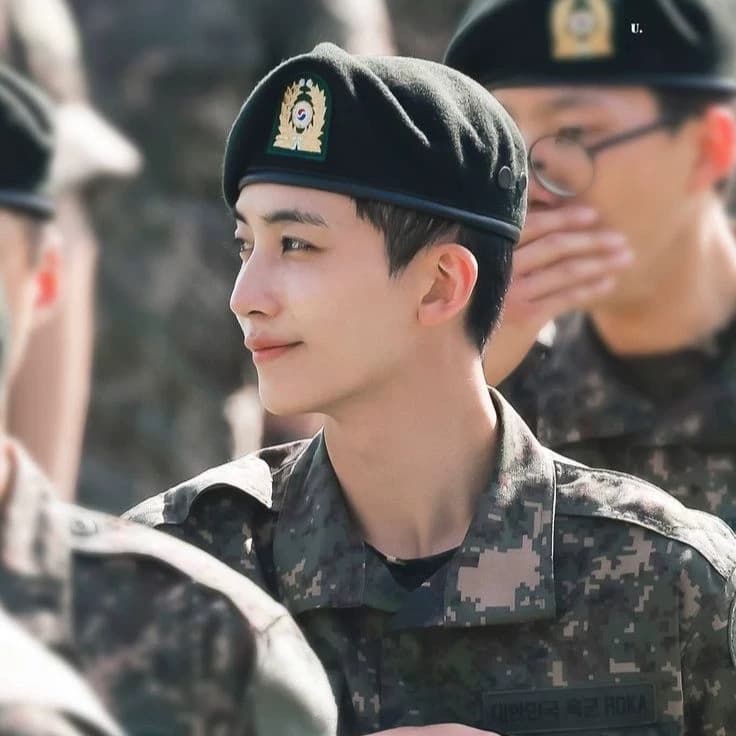 Yoon Jeonghan thumbnail