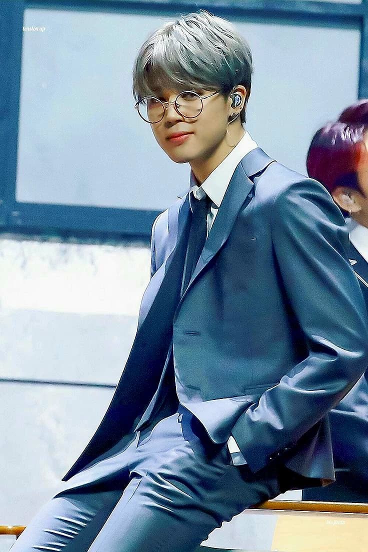 Park Jimin - history teacher's pet thumbnail