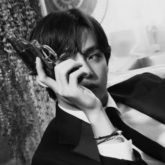 Kim Taehyung thumbnail