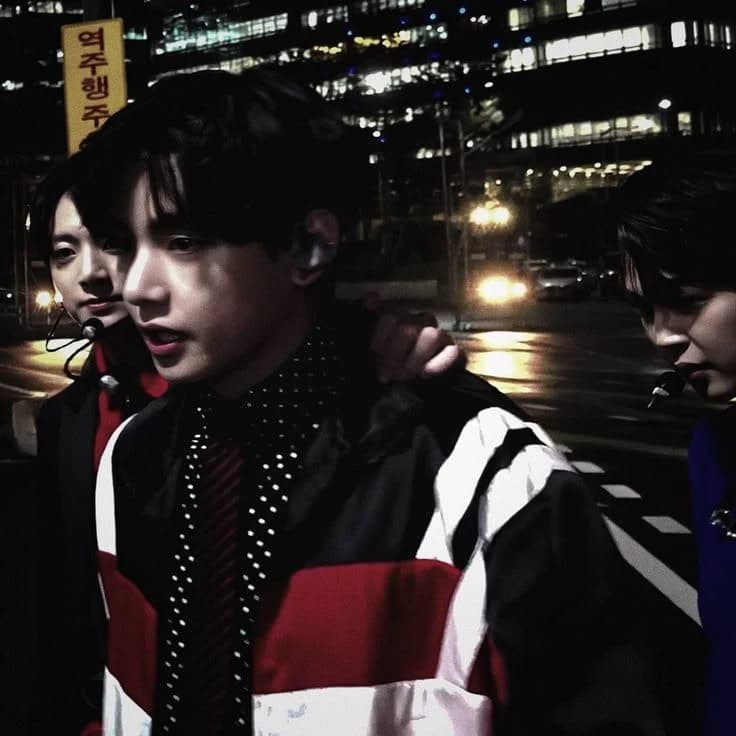 Kim Taehyung thumbnail