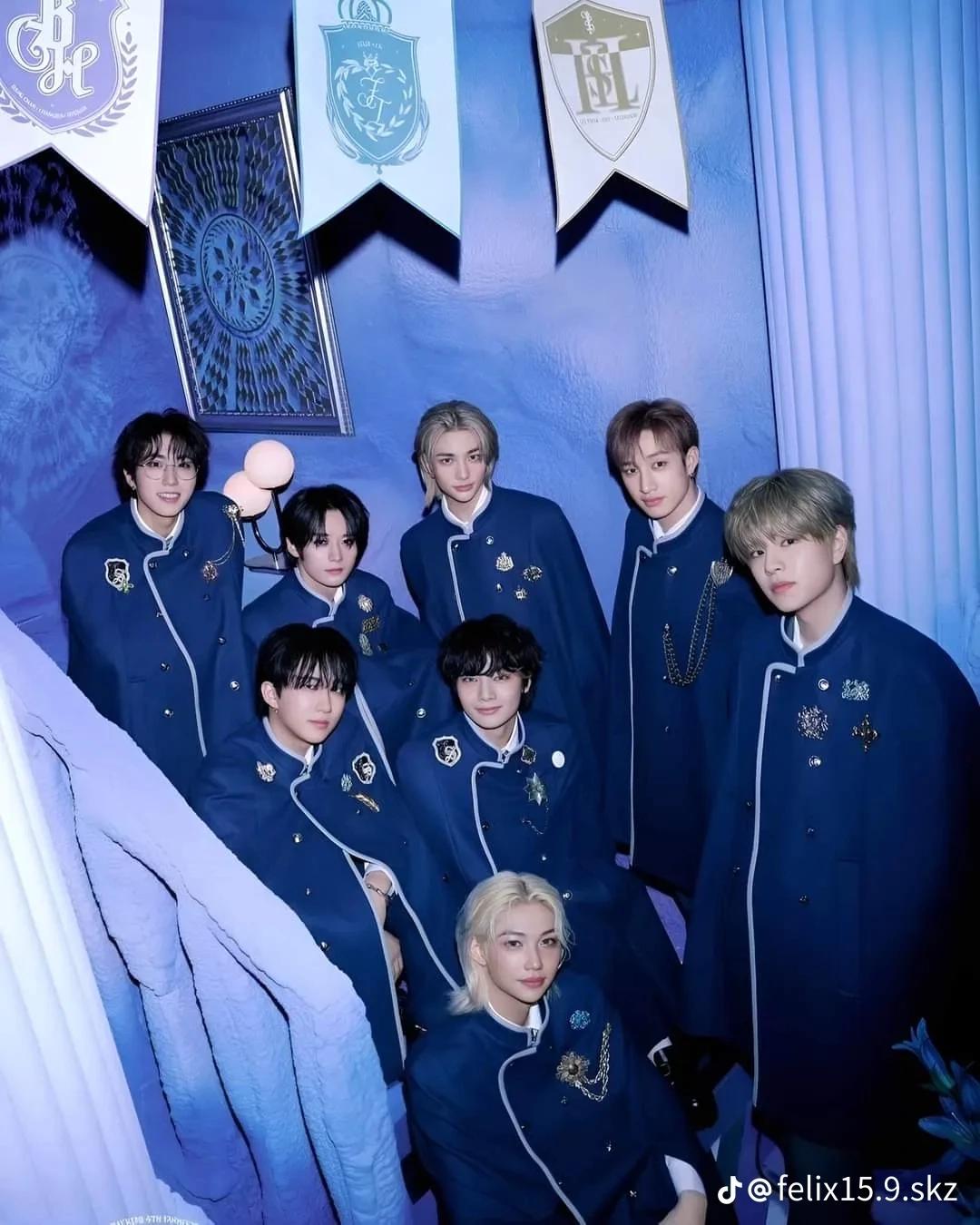 Stray kids 😘😍 thumbnail