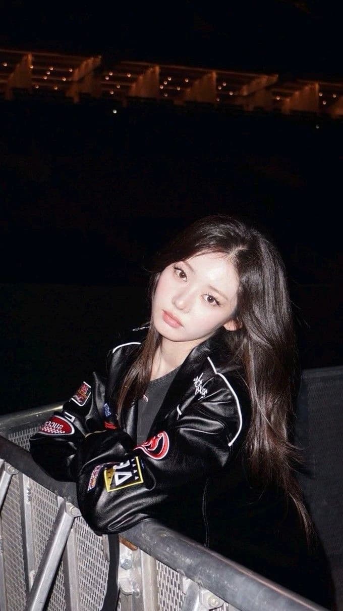LEE RORA thumbnail