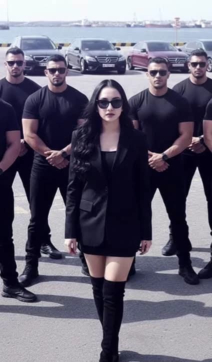 Mafia girl thumbnail