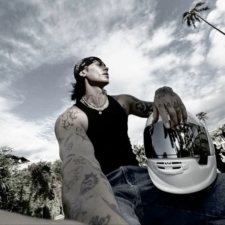 Mike de Beer  thumbnail