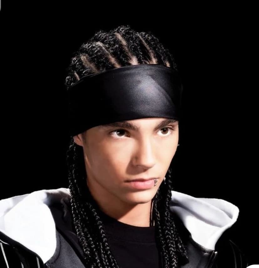 05-TOM KAULITZ thumbnail