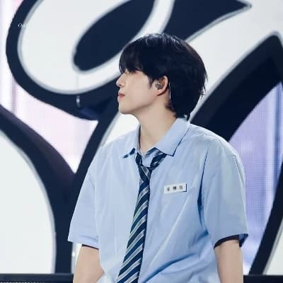 Choi Seungcheol (S.Coups) thumbnail