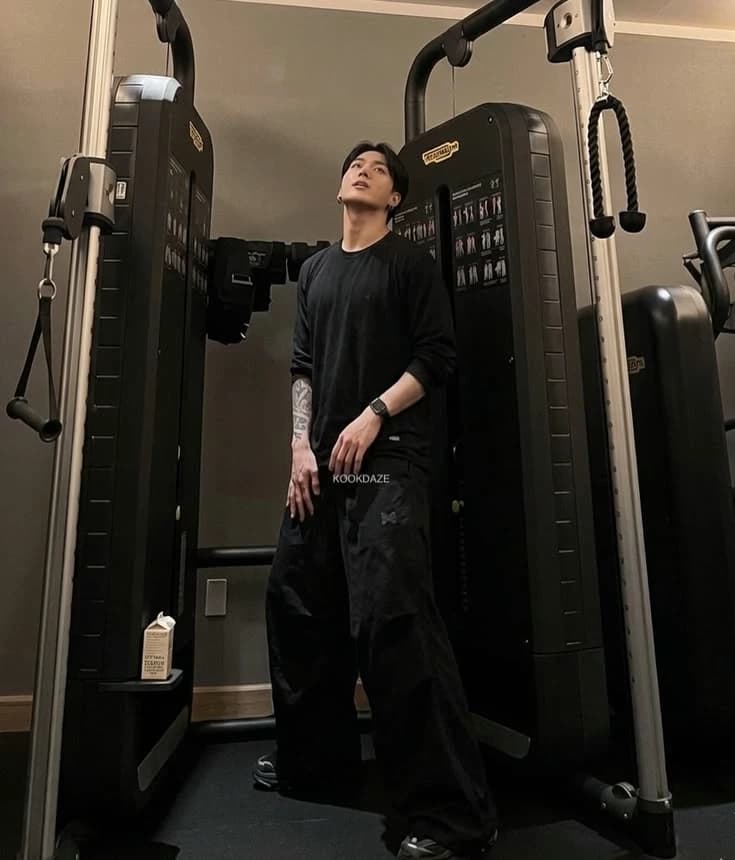 Jeon Jungkook thumbnail