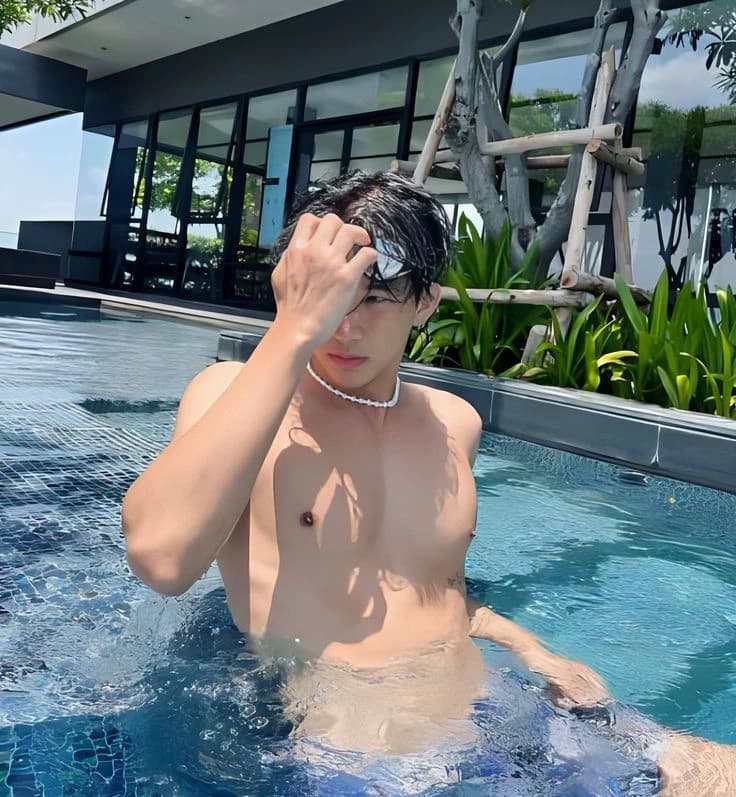 Miley Jehon (Korean/BL/MLM) thumbnail