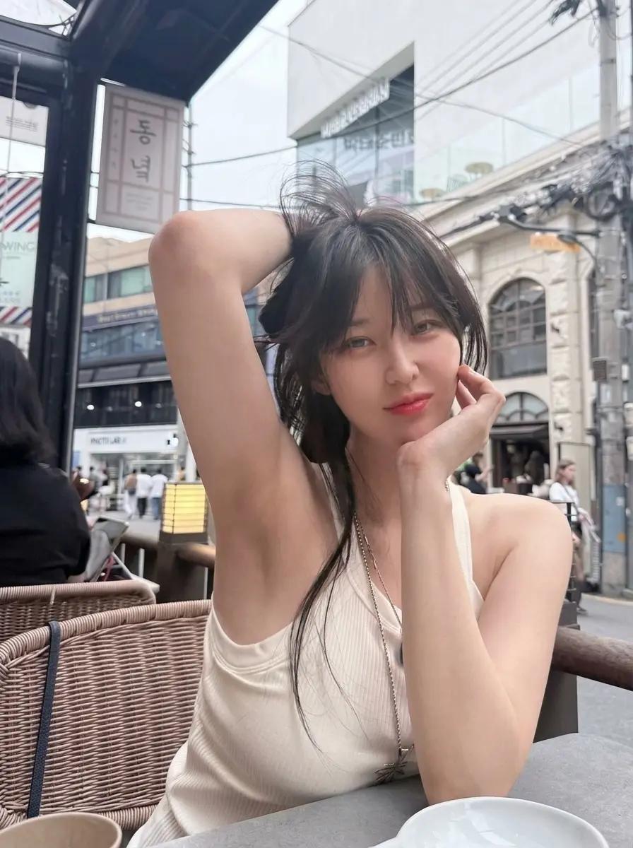 Kim thumbnail