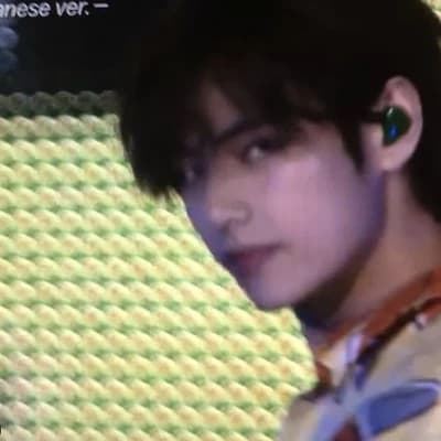 Kim Taehyung thumbnail