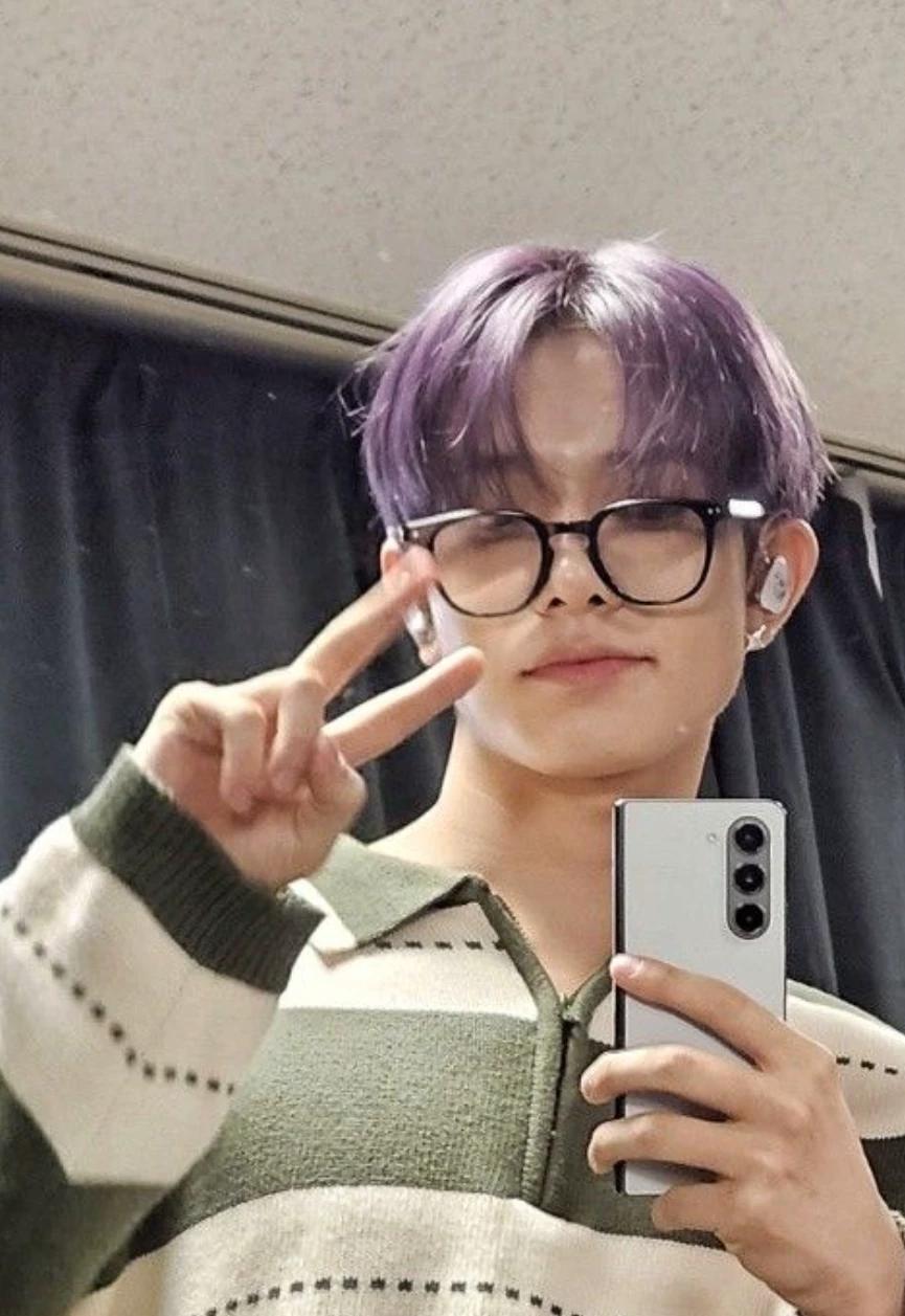 Heeseung(best friend) thumbnail