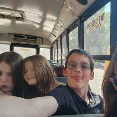 Your friend group thumbnail