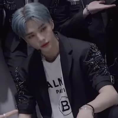 Hyunjin thumbnail