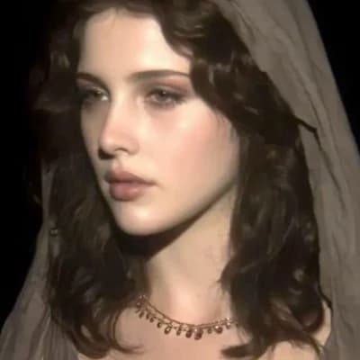 `°~Queen Elara~°` thumbnail