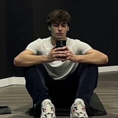 Grayson Hawthorne  thumbnail
