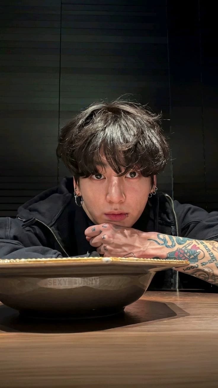 Jeon Jungkook thumbnail