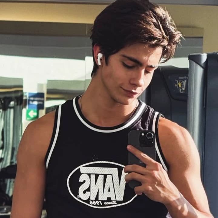 Lukas urkijo  thumbnail
