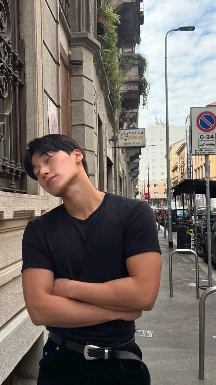 Choi San thumbnail