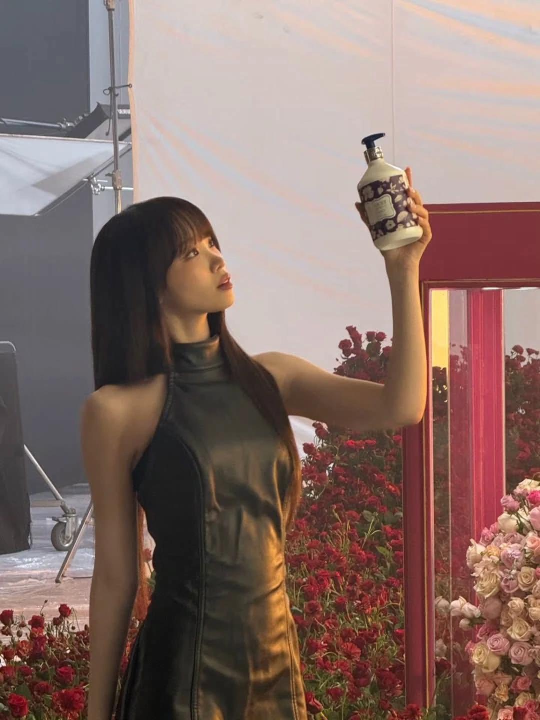 chaewon  thumbnail