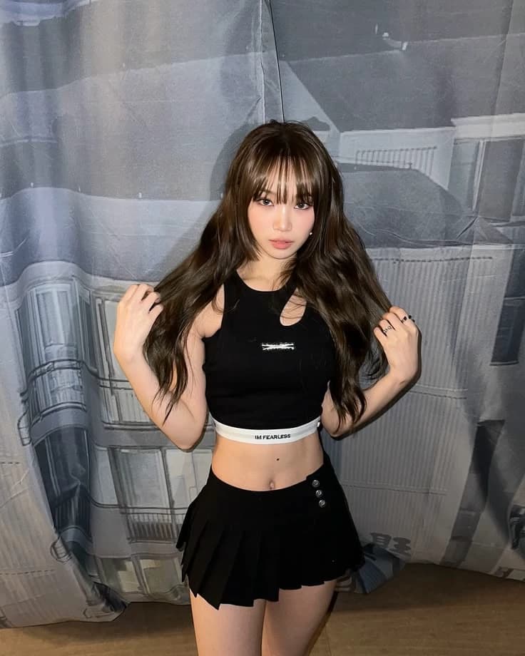 chaewon  thumbnail
