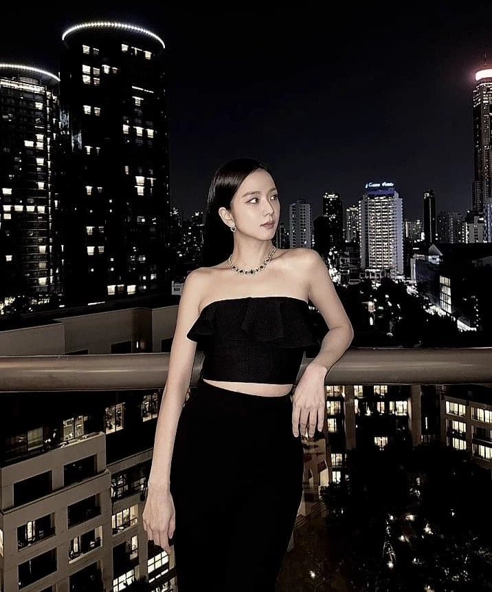 Jisoo  thumbnail