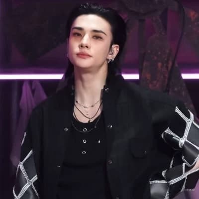 Hyunjin thumbnail